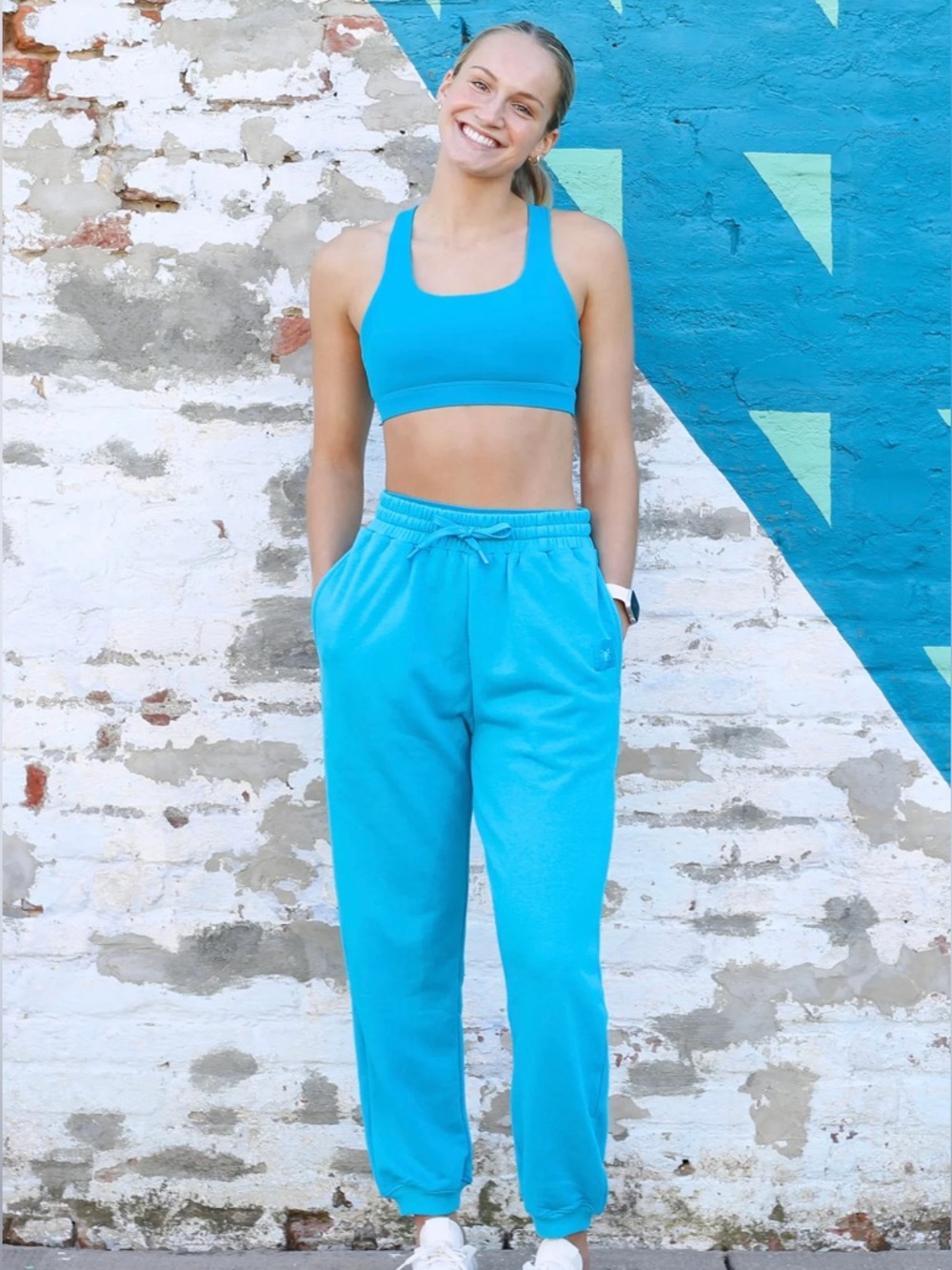 EUC Relay Active Team Joggers in Malibu Blue